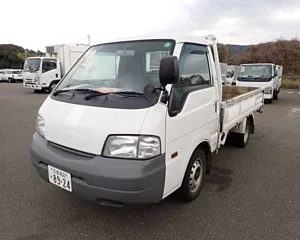 NISSAN VANETTE TRUCK 2015 white