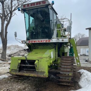 Dominator combine harvester,